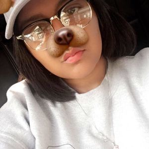 Meet your Posher, Victoria